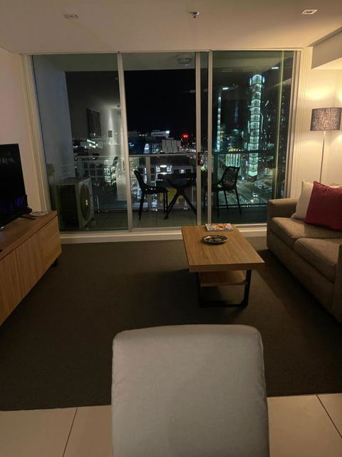 ANTEA Embassy Apartments 914 - Accommodation Rockhampton 2
