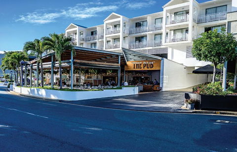 Airlie Beach Hotel - Accommodation Rockhampton 2