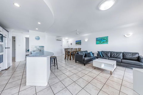 Airlie Ocean Paradise - Accommodation Rockhampton 1