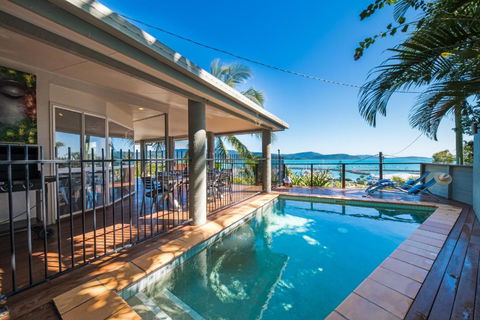 Airlie Sea-Clusion - Accommodation Rockhampton 0