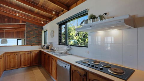 Aisling Saifir - Accommodation Rockhampton 3