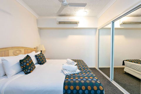 Alassio Poolside Resort - Palm Cove Beachfront Oasis - Accommodation Rockhampton 1