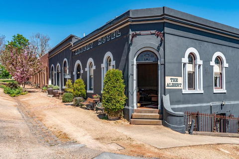 Albert Hotel Daylesford - Accommodation Rockhampton 3