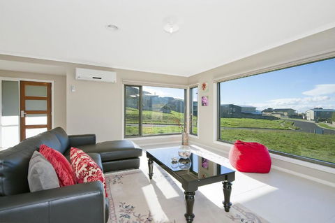 Albion - Accommodation Rockhampton 0