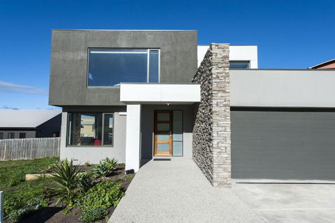 Albion - Accommodation Rockhampton 2
