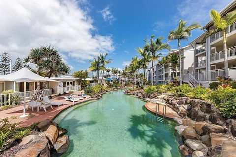 Alex Heads Beachfront Resort King Bed Studio Room - Accommodation Rockhampton 0