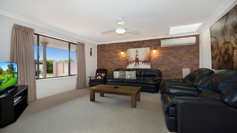 Alexander Palms - Accommodation Rockhampton 2