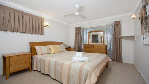 Alexander Palms - Accommodation Rockhampton 1