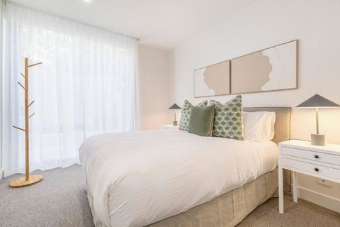 Alexandra Elegance - Riverside Living In Style - Accommodation Rockhampton 3