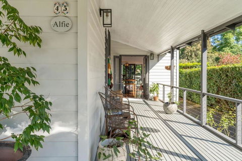 Alfie Your Stay Right In The Heart Of Berry - Accommodation Rockhampton 0