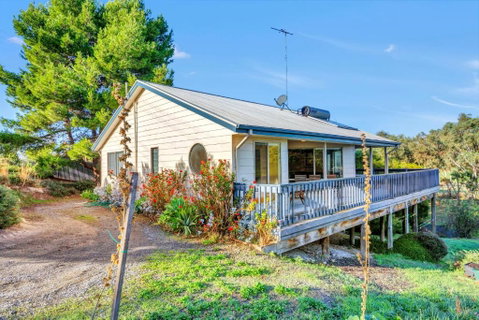 All Decked Out - Port Willunga - C21 SouthCoast Holidays - Accommodation Rockhampton 2