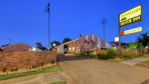 All Travellers Motor Inn - Accommodation Rockhampton 2