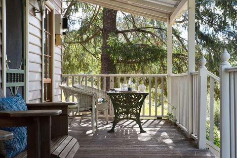 All Views - Accommodation Rockhampton 0