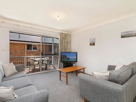Allamanda Court Unit 6 - Accommodation Rockhampton 2