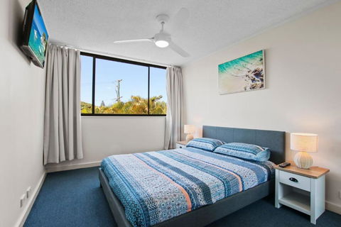 Allamanda, Unit 11, 32 Esplanade, Bulcock Beach - Accommodation Rockhampton 4