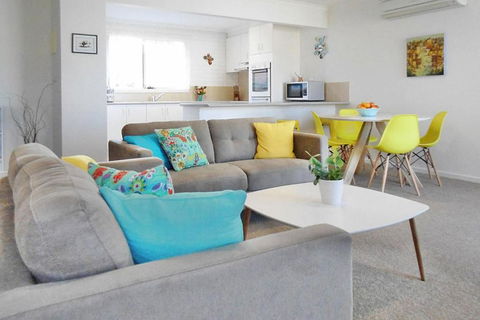 Allara 1 - Accommodation Rockhampton 4