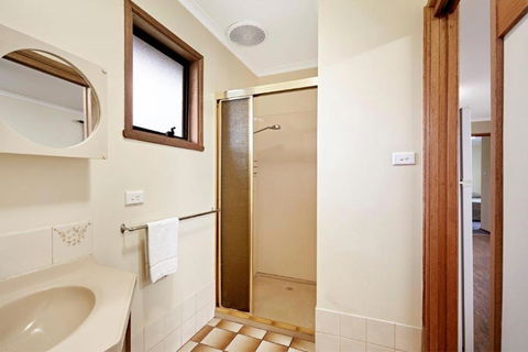 Allestree Holiday Units - Accommodation Rockhampton 2