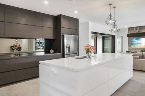 Allure - 4 Bedroom Luxury House In Port Douglas - Accommodation Rockhampton 1