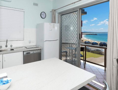 Aloha Beachside - Accommodation Rockhampton 0