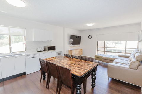 Alpine Mountain View 34 - Accommodation Rockhampton 2