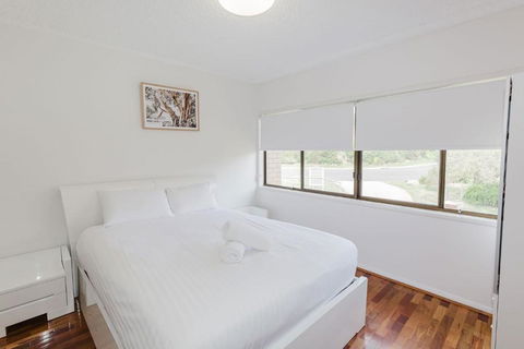 Alpine Mountain View 34 - Accommodation Rockhampton 4