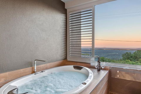 Altitude On Montville - Accommodation Rockhampton 0