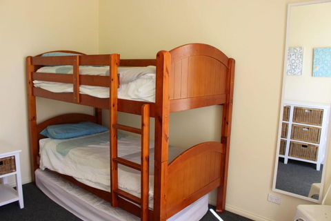 Alton Seas 67 Hargreaves Rd Middleton - No Linen Included - Accommodation Rockhampton 2
