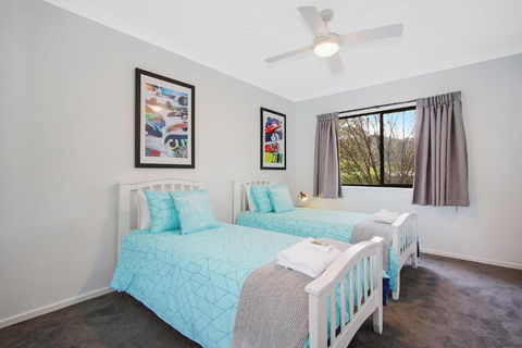 Always Bright - A Bright Escape - Accommodation Rockhampton 2