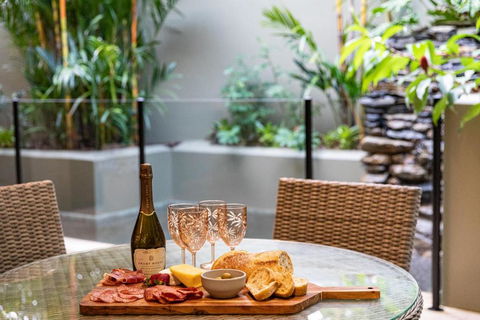 Amalfi - Port Douglas, Luxury In The Centre Of Town - Accommodation Rockhampton 2