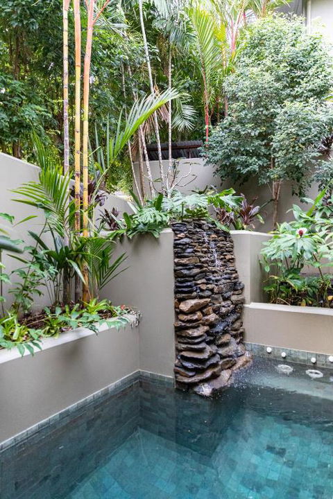 Amalfi - Port Douglas, Luxury In The Centre Of Town - Accommodation Rockhampton 1