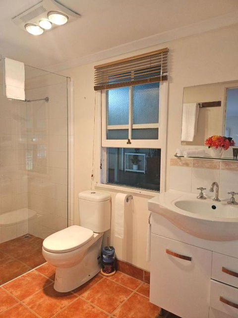 Amamoor Lodge - Accommodation Rockhampton 1