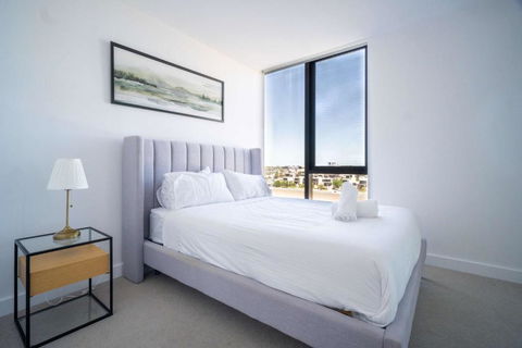 Amazing CBD 3BR Apt Bayview Free Parking - Accommodation Rockhampton 2