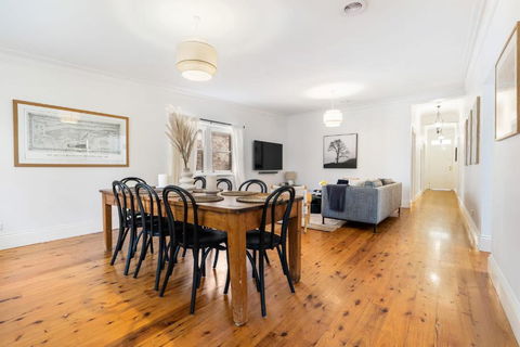 Ambrose On Byng - Central Location - Accommodation Rockhampton 0