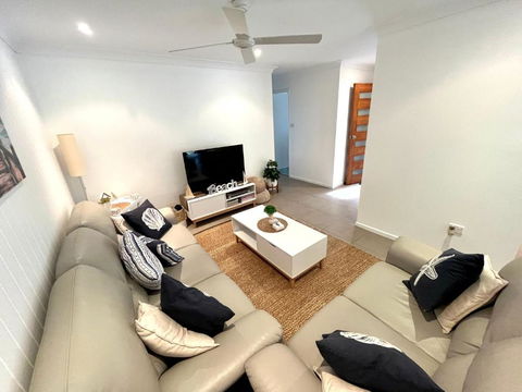 Amelia Shores - Accommodation Rockhampton 4
