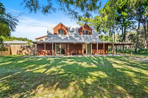 Amity Oasis - Accommodation Rockhampton 0