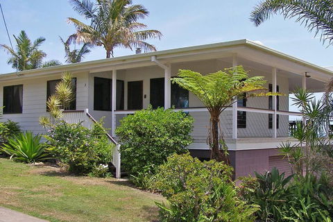 AMITY TREETOPS - Accommodation Rockhampton 3