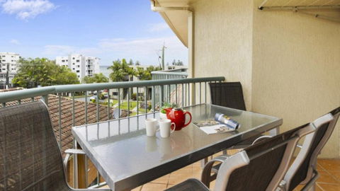 Anchors Aweigh Unit 6 - Accommodation Rockhampton 0