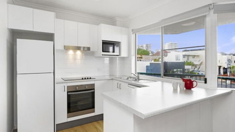 Anchors Aweigh Unit 6 - Accommodation Rockhampton 2