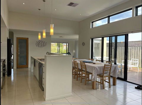 Anglers Rest At Sunderland Bay - Accommodation Rockhampton 0