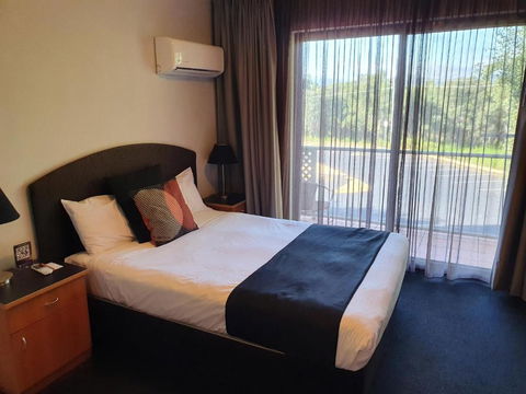 Alpha Hotel Canberra - Accommodation Rockhampton 2