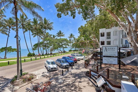 Alassio Apartments With Direct Pool Access Palm Cove - Accommodation Rockhampton 4