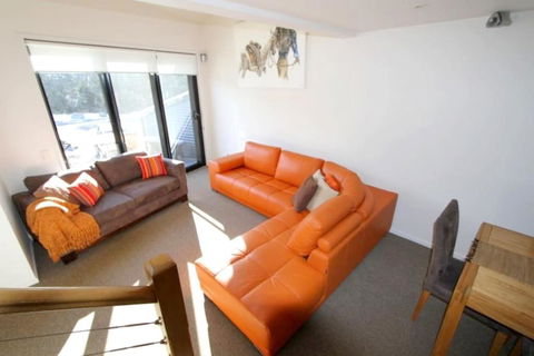 Angala 1 Lovely Woodridge 2-Bedroom Apartment - Accommodation Rockhampton 1