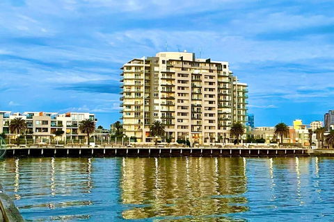 Amzing Ocean View Spacious Three Bedrooms Apartment Port Melbourne - Accommodation Rockhampton 3
