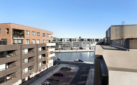 Azure 30 - Accommodation Rockhampton 0