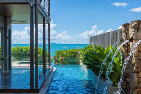 Anusara - Airlie Beach - Accommodation Rockhampton 2