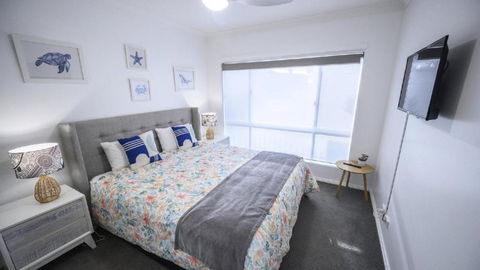 Apartment 27 - The Meridian - Accommodation Rockhampton 4