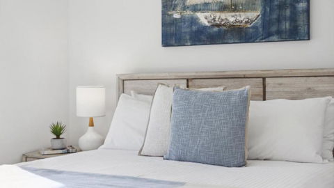 Apartment Awesome Location, Near Cafes, Restaurants, Short Stroll To The Beach - Accommodation Rockhampton 4