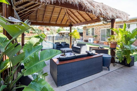 Apartment Bali Style With Pool And Fire Pits - Accommodation Rockhampton 0