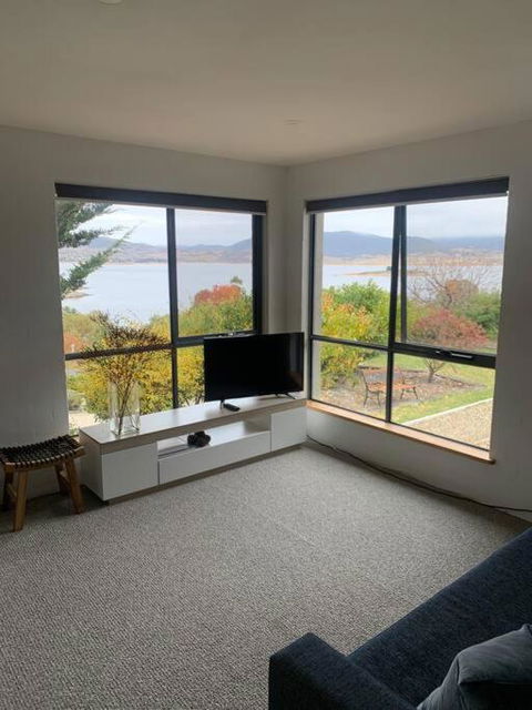 Apartment Minutes To Lake - Accommodation Rockhampton 0