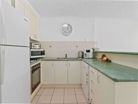 Apartment On The Esplanade - Accommodation Rockhampton 4